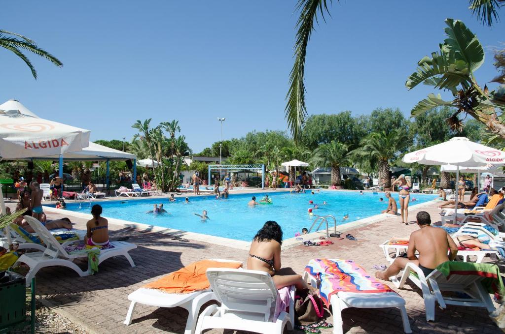 Kamemi Village&Camping Ribera Bagian luar foto