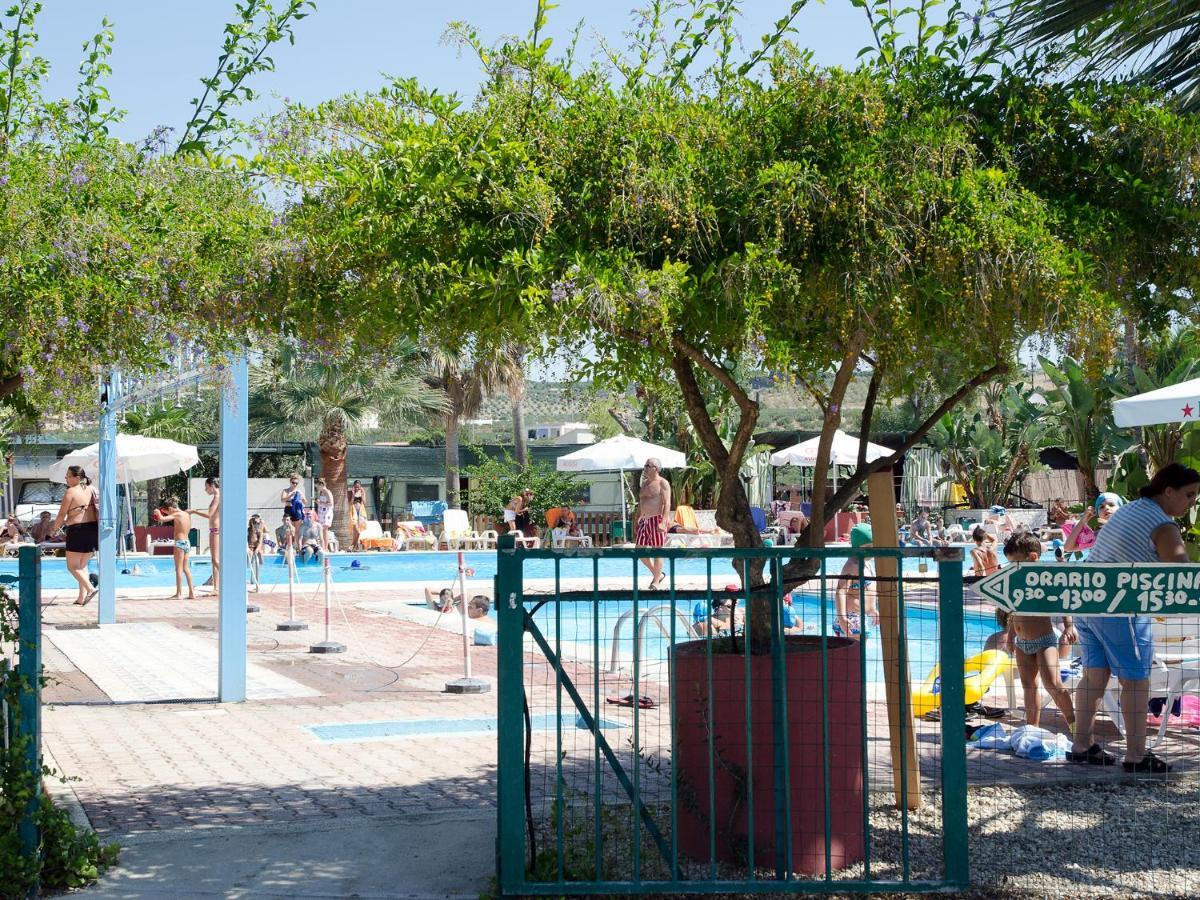 Kamemi Village&Camping Ribera Bagian luar foto