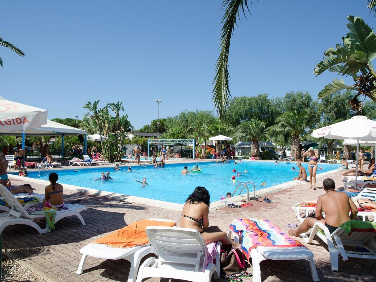 Kamemi Village&Camping Ribera Bagian luar foto